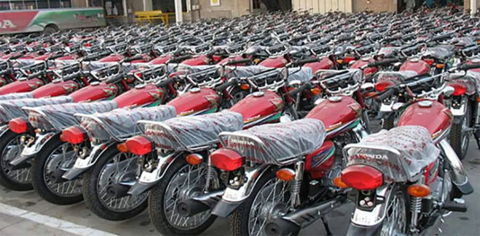 More than 100 motorcycles were distributed among the victims of street crimes
